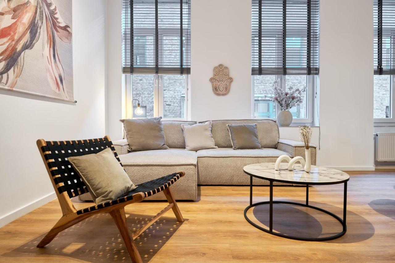Park Avenue Apartments - Dom Mit Stil - Kueche - Parkplatz - Wlan - 65 Zoll Tv - Netflix Cologne Exterior photo