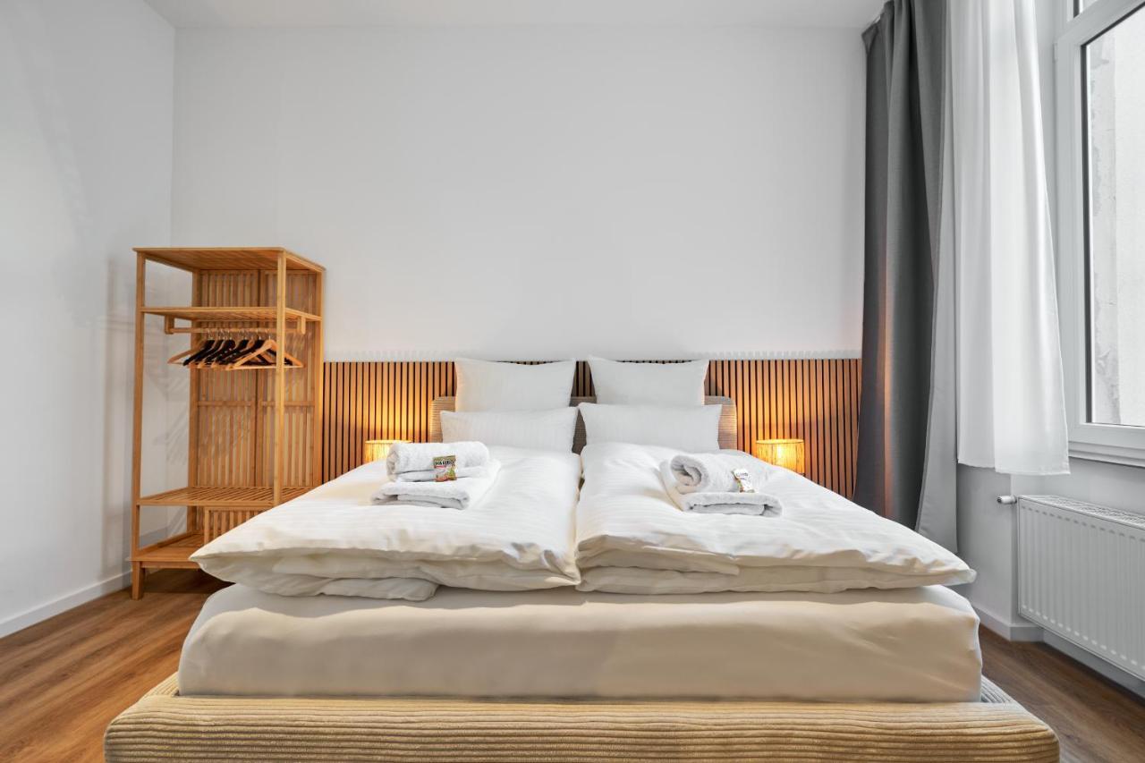 Park Avenue Apartments - Dom Mit Stil - Kueche - Parkplatz - Wlan - 65 Zoll Tv - Netflix Cologne Exterior photo